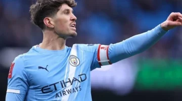 انفراد دفاعي.. ستونز يوضح أثر الصفقة الجديدة على خطة بيب